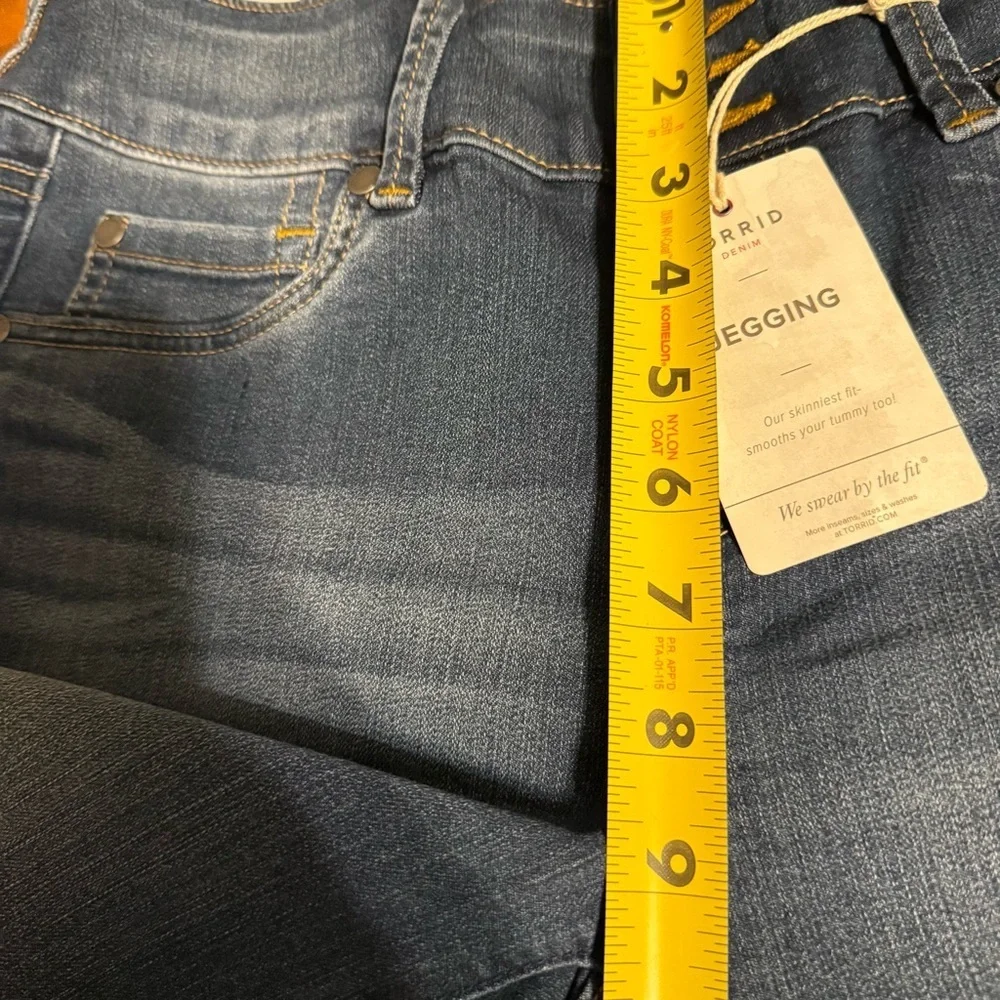 NEW Torrid Skinny Stretch Jeggings in Cascade Blue Sz 10 Casual Comfort